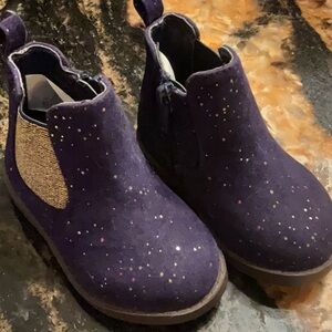 Gymboree NWT infant size 4 boots.